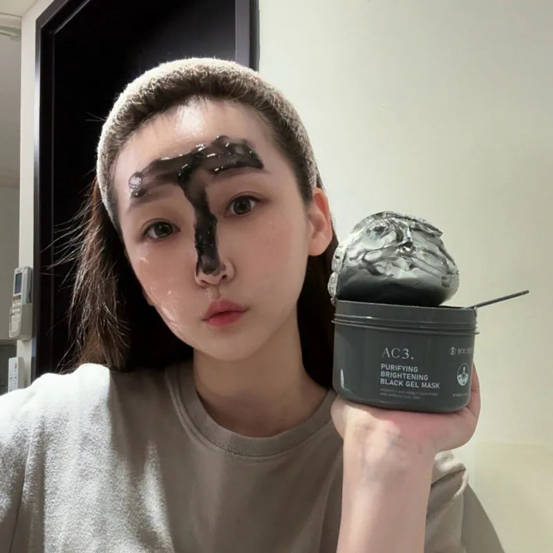 出油状况明显减少，肤色比之前透亮、脸摸起来更光滑｜宝艺冻膜评价心得